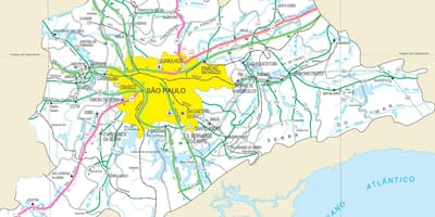 Зураг хурдны зам хотын захад Сао Пауло